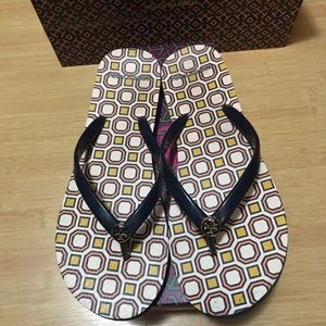Authentic Tory Burch thin flip flops